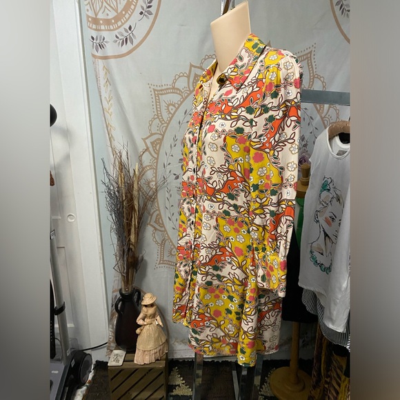 EUC Natural Life Twiggy Shirt Dress Tan Floral size XS 100% Rayon - Picture 5 of 7